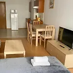 Апартамент Private 500m From Gondola Банско