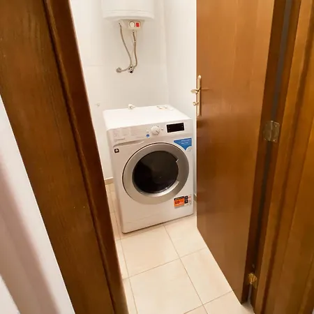 Private 500m From Gondola בנסקו