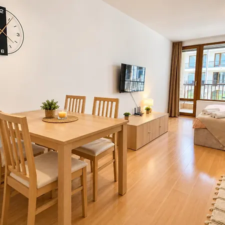 Cozy 8 Min Walk To Gondola Apartment *