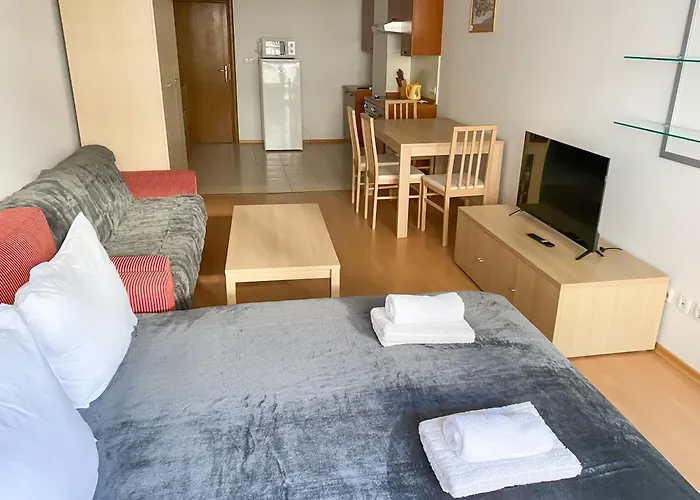 Private 500m From Gondola Appartement *